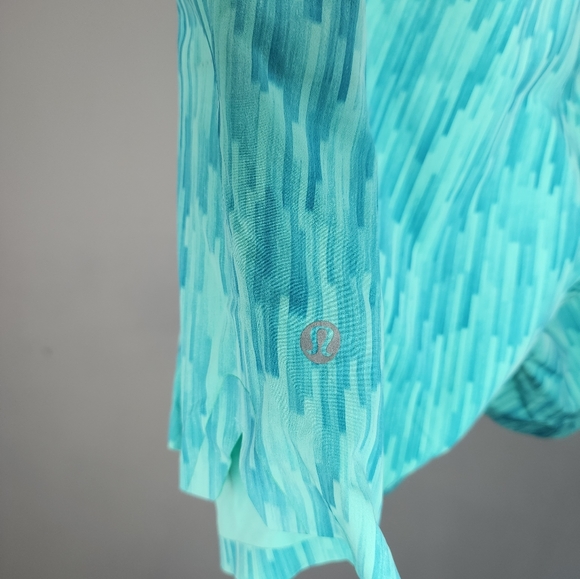 Lululemon boardshorts - Picture 3 of 4